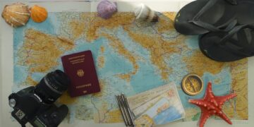 Travel. Illustrative