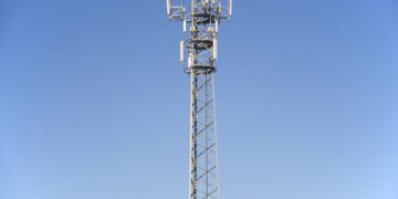Telecommunication tower