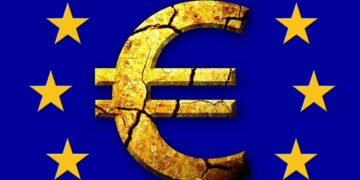Euro symbol and the EU flag
