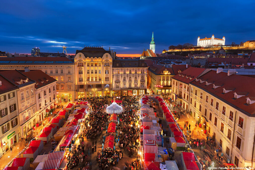 Christmas Market Bratislava. source: slovakia.travel/en