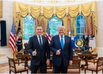 Karol Nawrocki and Donald Trump in the Oval Office. White House