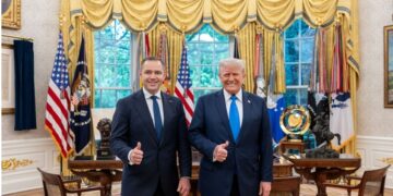 Karol Nawrocki and Donald Trump in the Oval Office. White House