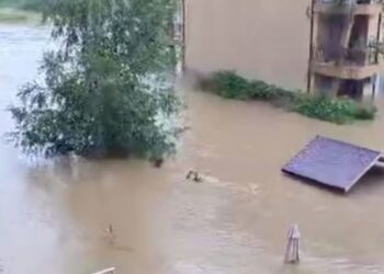 Elenite resort flodding.