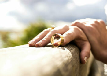 Divorce. photo unsplash engin akyurt